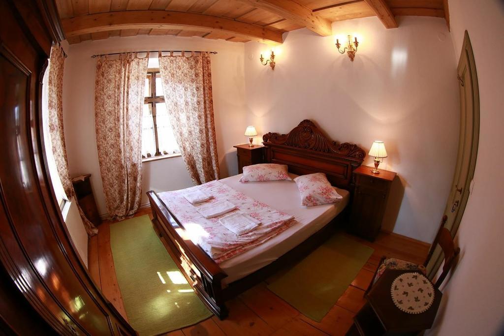Pensiunea Oppidum Biertan Zimmer foto
